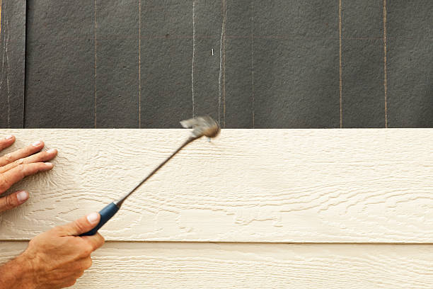 Siding Removal and Disposal in Grand Terrace, CA